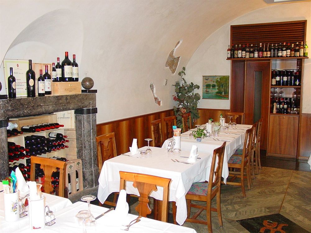 Albergo Moderno Lovere Exteriör bild
