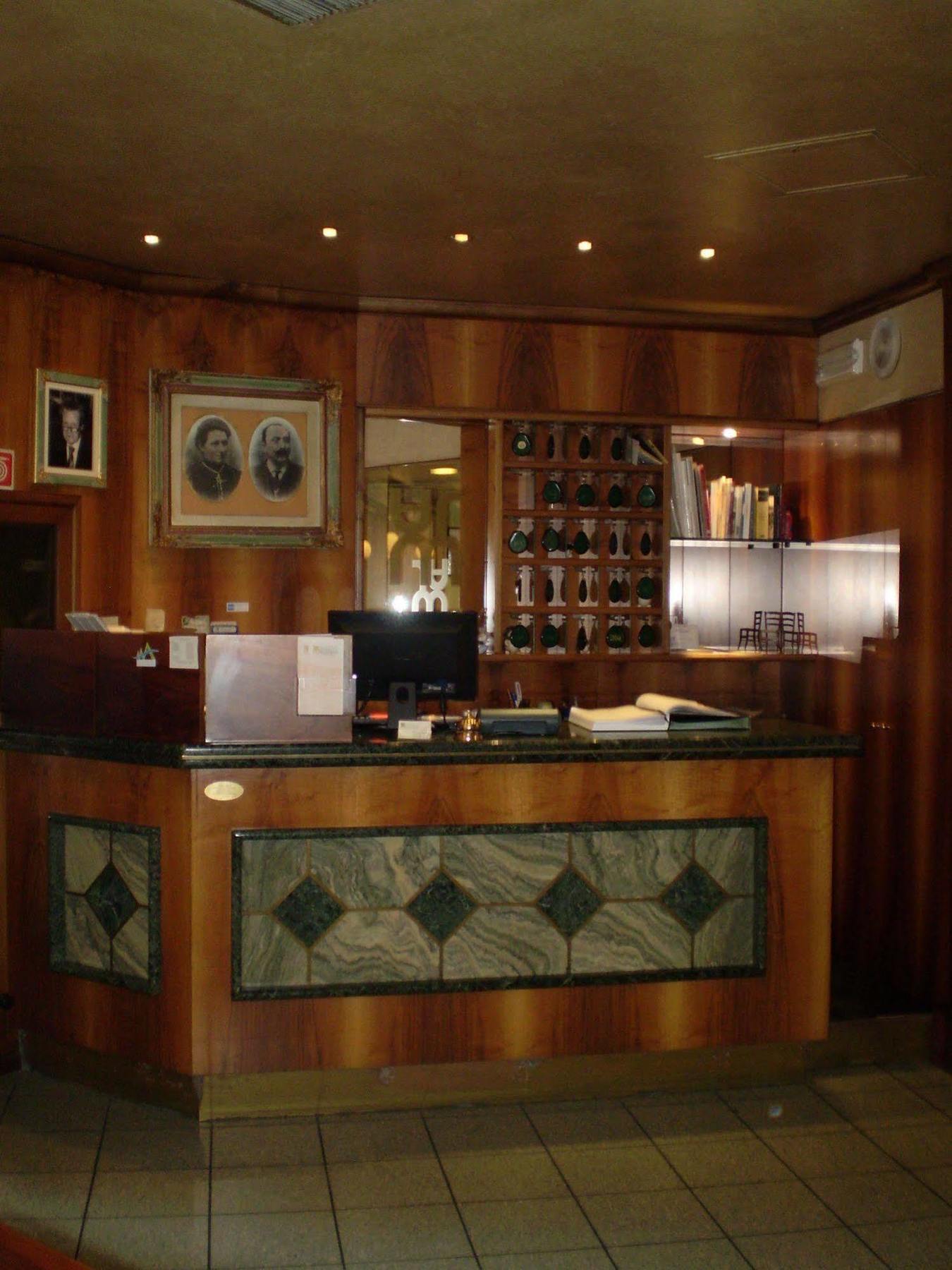 Albergo Moderno Lovere Exteriör bild