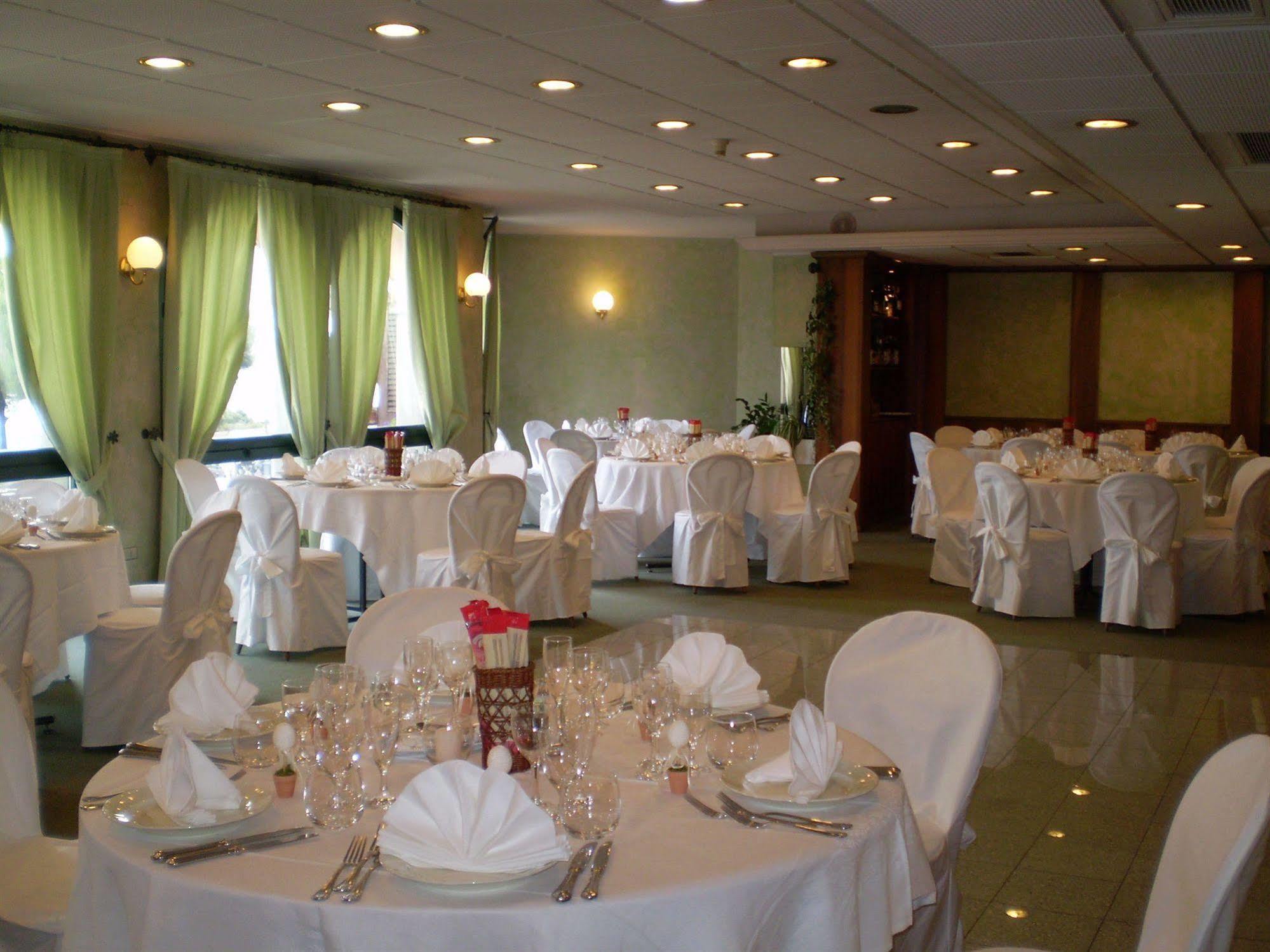 Albergo Moderno Lovere Exteriör bild